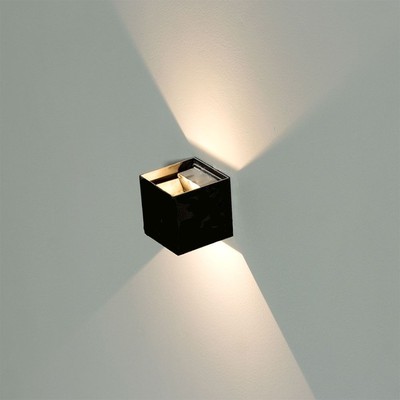 Billede af V-Tac 12W LED sort væglampe - Firkantet, justerbar spredning, IP65 udendørs, 230V, inkl. lyskilde - Dæmpbar : Ikke dæmpbar, Kulør : Varm