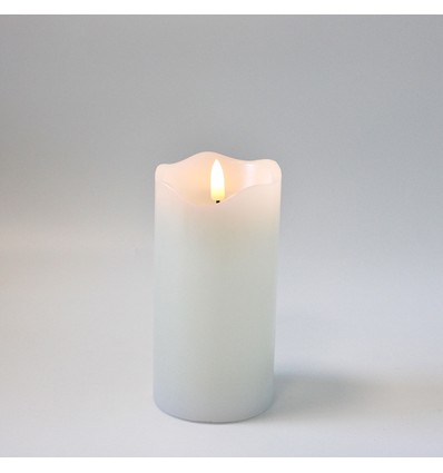 LED Bloklys 15cm høj, flammeeffekt, hvid - Ø7,5cm, 15cm høj, virker med fjernbetj, timer, ægte stearin