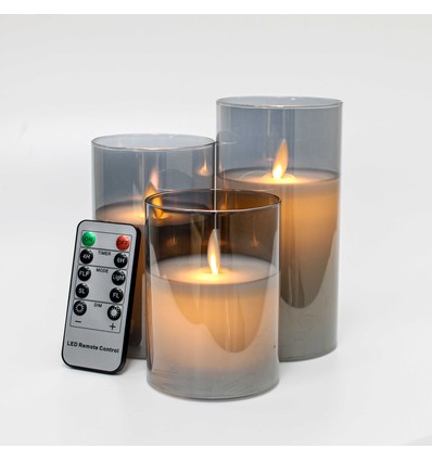 LED Bloklys sæt i røgfarvet glas Ø7,5cm, 3 stk, vippende flamme - Inkl. fjernbetjening og timer, 10/12,5/15cm høj, ægte stearin