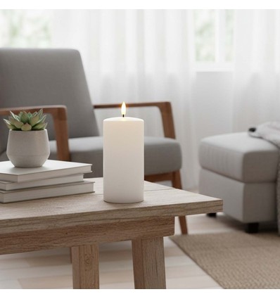 LED Bloklys 15cm høj, smelte-look, flammeeffekt - Ø7,5cm, 15cm høj, virker m. fjernbetj, timer, ægte stearin