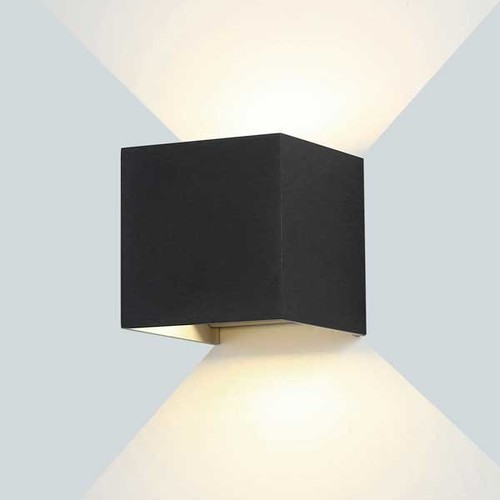 Restsalg: 6w sort væglampe - firkantet, justerbar spredning, IP54