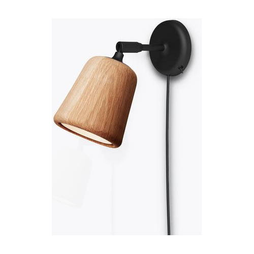New Works - E14 væglampe i Eg