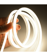 5m 8W pr. meter Kold hvid 8x16 Neon Flex LED - 12V DC, IP67