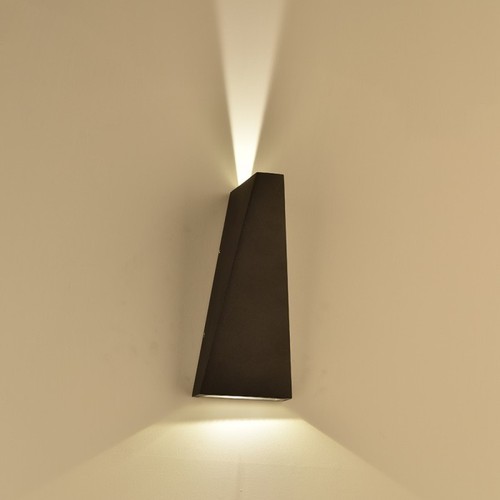 Outlet: V-Tac 6W LED sort væglampe - IP65 udendørs, 230V, inkl. lyskilde